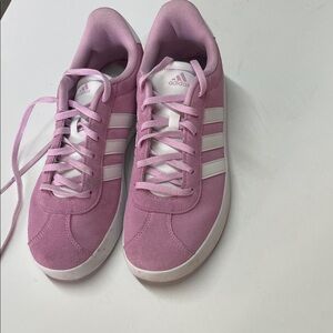 adidas Kids VL Court 3.0, kids 6.5, um 6, should fit women’s 8/8.5